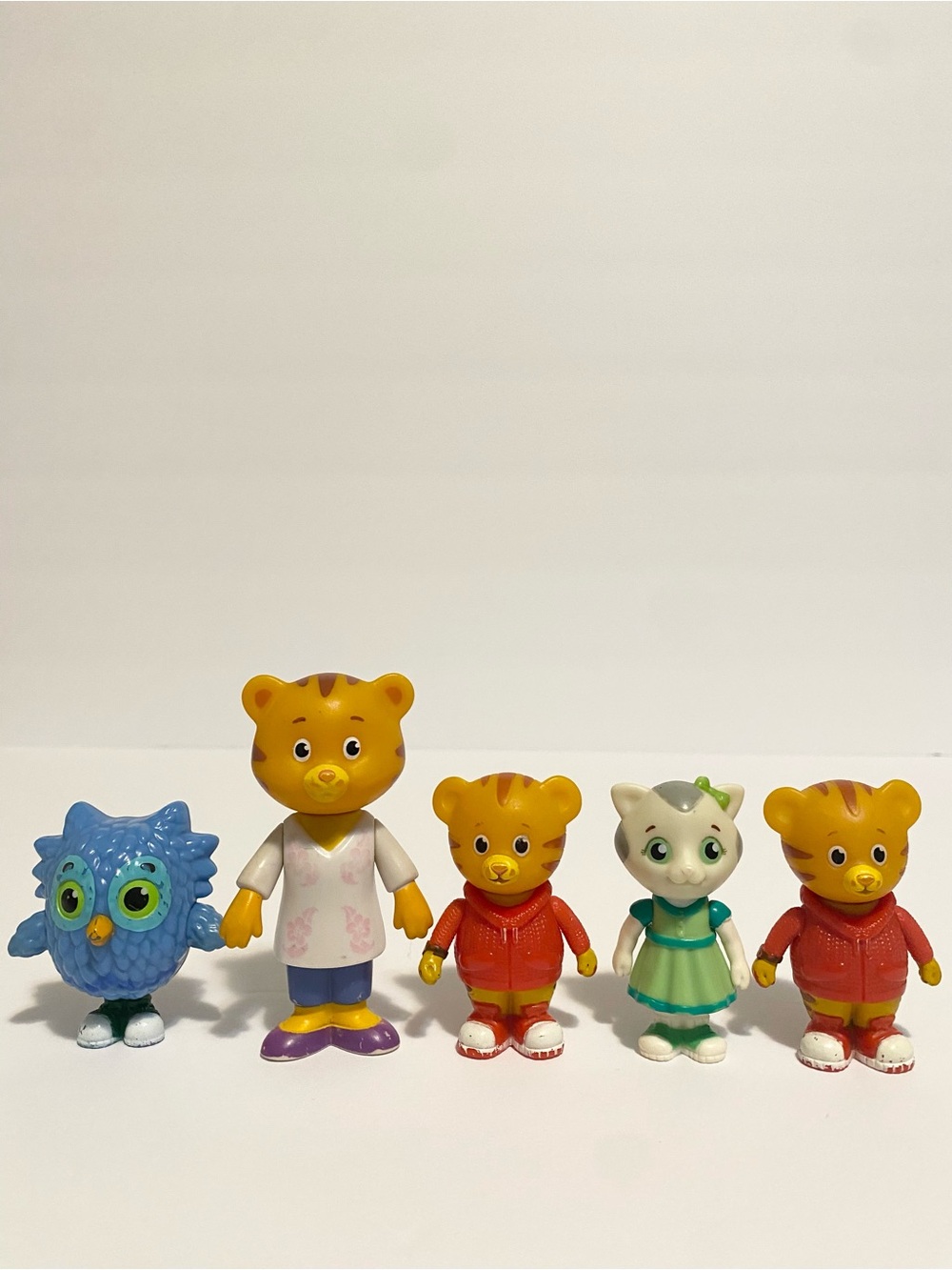 Daniel Tiger's Neighborhood Friends Family 5 Figures